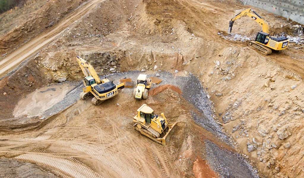 What Are the Best GPS Tracking Solutions for Construction Businesses?