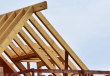 Building Durable and Safe Roofs: Choosing the Best Roofing Contractors