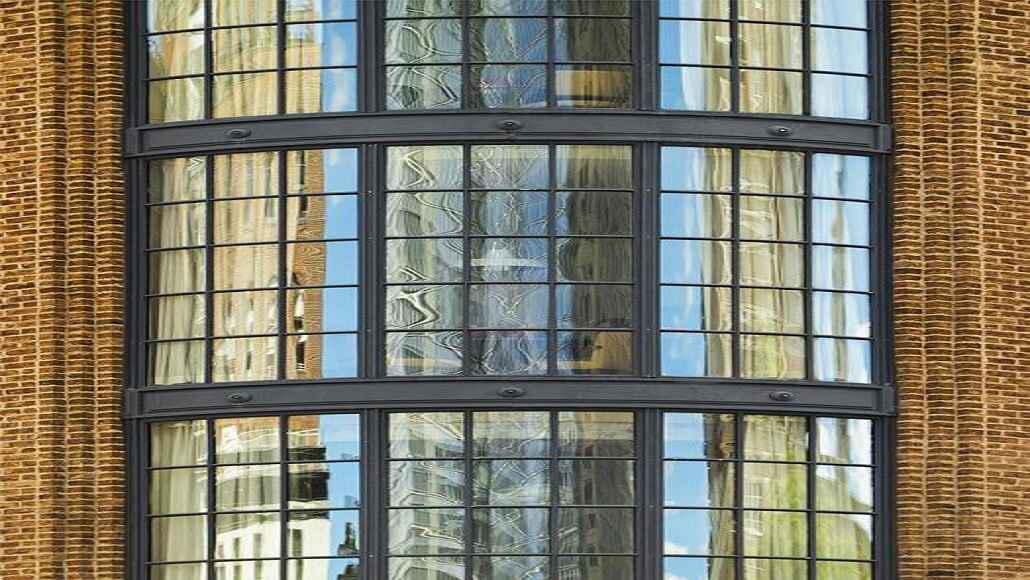 From Concept to Construction: The Lifecycle of a Curved Glass Facade