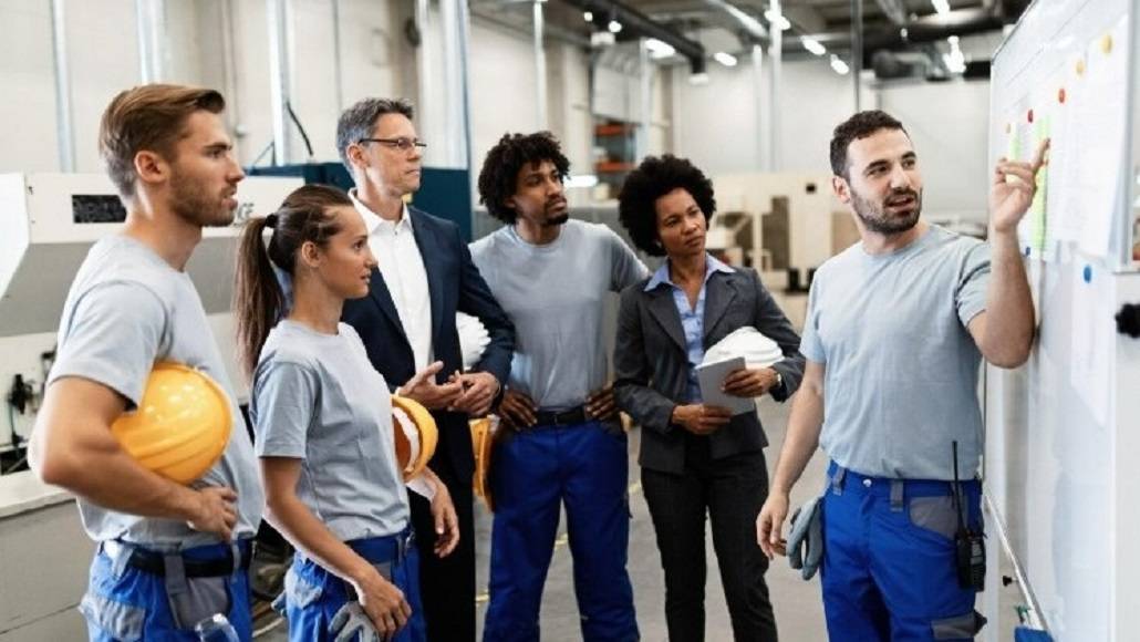 Choosing the Right Materials for Construction Work Shirts