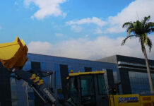 Compact hydrostatic wheel loaders