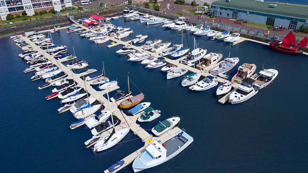 What Are the Best Floating Docks for Marinas? 8 Options to Consider