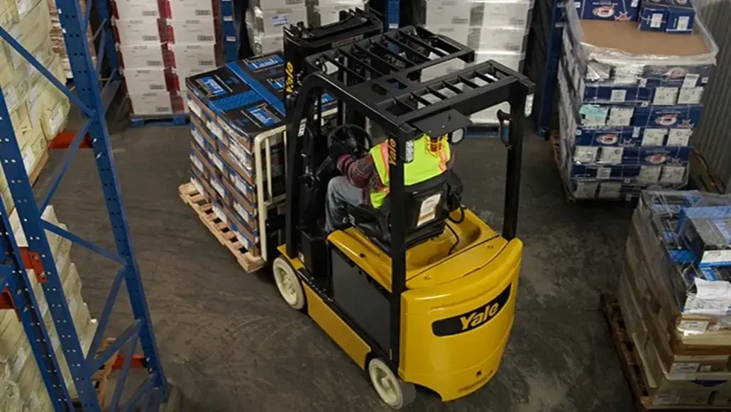 Buying forklifts near Oklahoma City operations