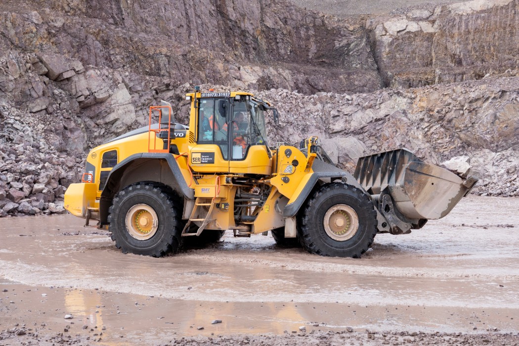 Stevens Equipment Rental supports UKs largest dry dock expansion