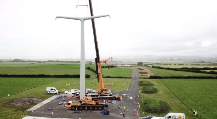 Balfour Beatty builds world's first T-pylon for Hinkley