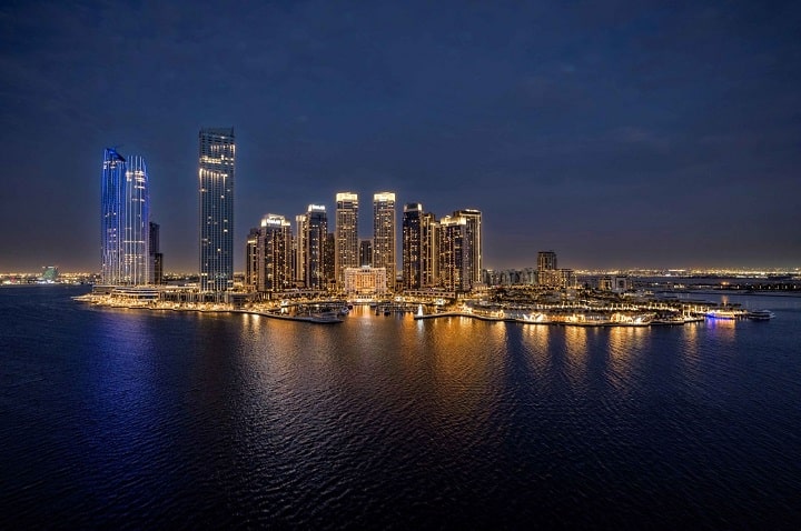 Emaar Celebrates the Launch of Dubai Metro's Blue Line with a Spectacular Projection at Burj Khalifa